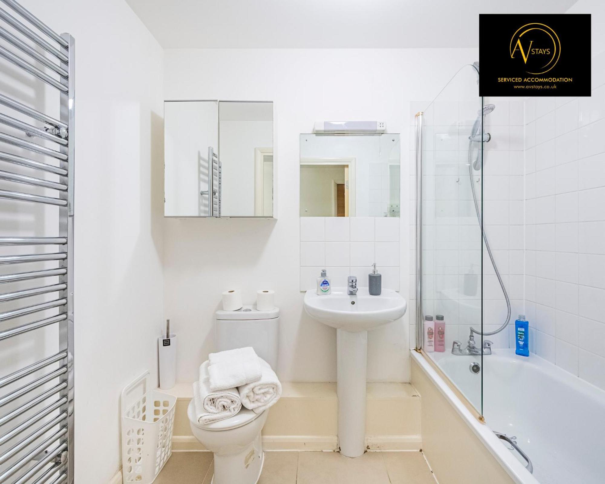 2 Bedroom Apartment Londra Esterno foto